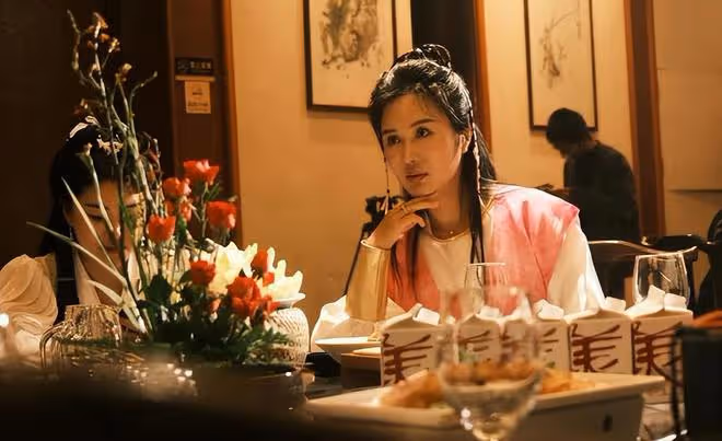 杜星霖為張紀中辦壽宴，扮演「黃蓉」帶姐妹團一起為老爺子慶賀