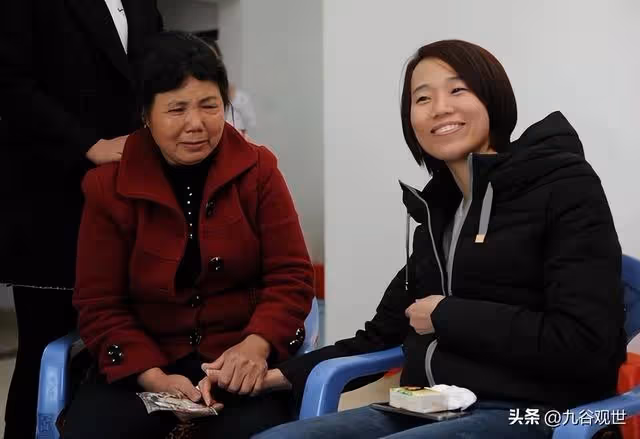 女兒買房向娘家借4萬被拒,如今父母讓女兒養老:讓我弟給你養老