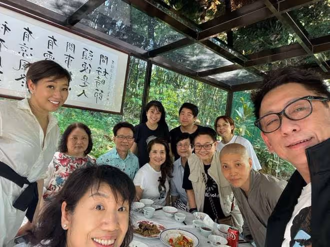 傅明憲上山禮佛吃素!63歲女星削髮為尼後罕露面,息影多年變化大