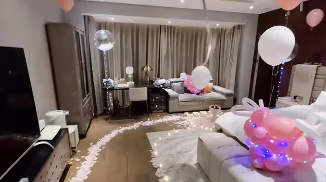 張倫碩準備驚喜慶結婚8年!鍾麗緹太驚訝捂臉痛哭,豪宅內景曝光