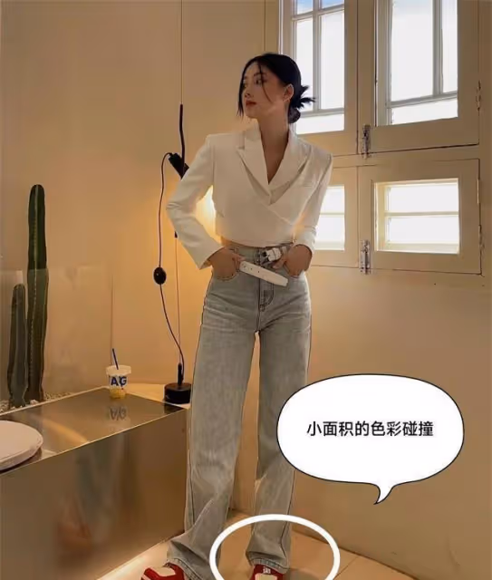 夏天,如何把牛仔褲穿出時髦感?關鍵一:配對鞋子,關鍵二:上衣