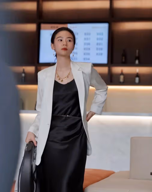 40歲以後,如何第一眼就給人「很會打扮」的感覺?