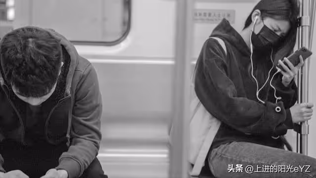 坐月子婆婆給一萬,兒媳嫌少,不想讓孩子叫奶奶,婆婆回應無所謂