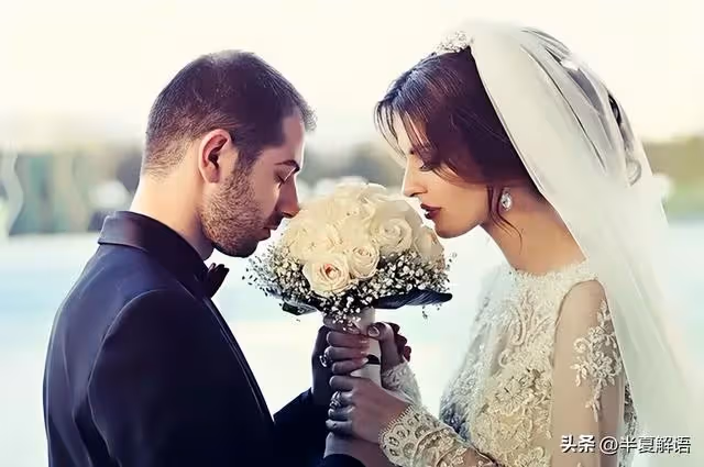 吃飯半小時,婆婆讓兒媳離席10次,兒子:愛吃不吃,我媳婦不伺候