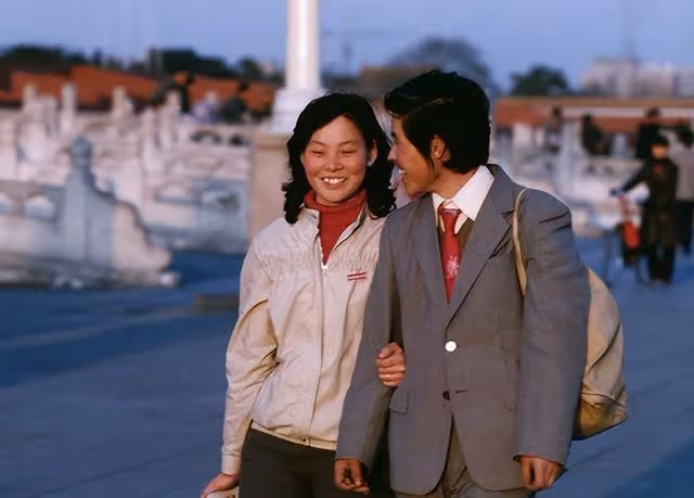 他帶親嫂子出走,20年後求妻子離婚,兒子:他不配做父親