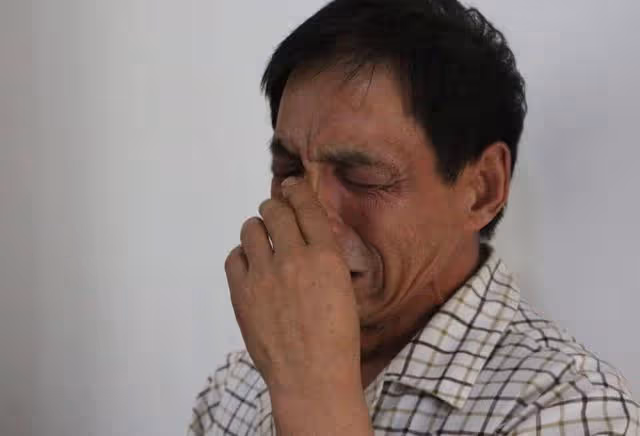 他帶親嫂子出走,20年後求妻子離婚,兒子:他不配做父親