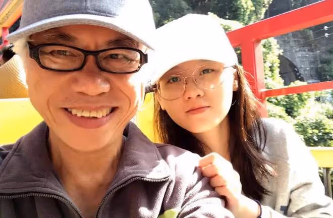 著名音樂人李坤城下葬後,兒子控訴繼母林靖恩:偽造文書搶奪房產