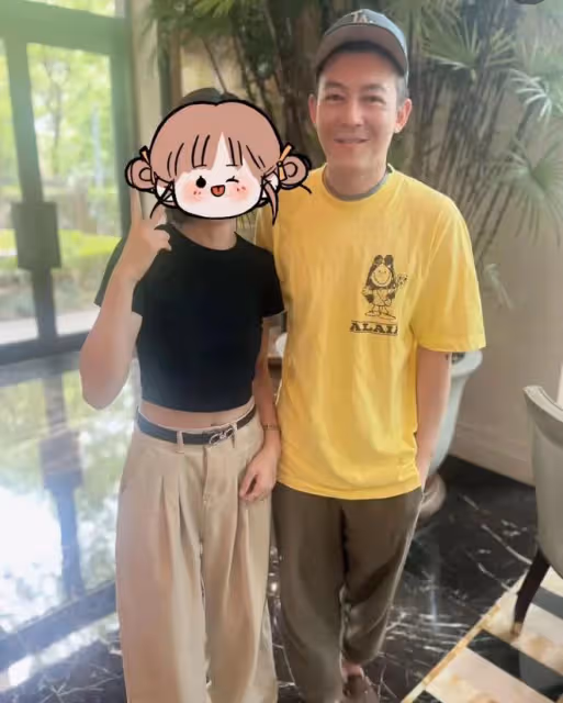 陳冠希現身上海酒吧!興奮喝酒蹦迪渾身汗如雨下,周圍美女狂尖叫