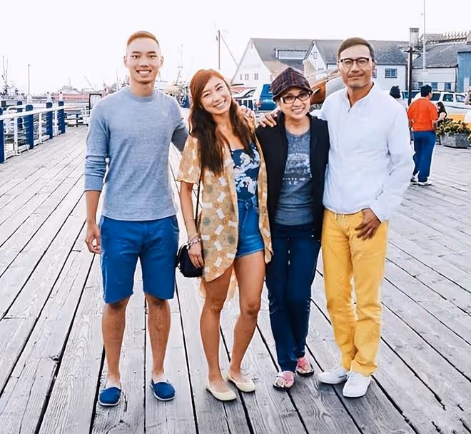 48歲佘詩曼慶生，超13位TVB戲骨現身引回憶殺，苗僑偉夫婦顯年輕