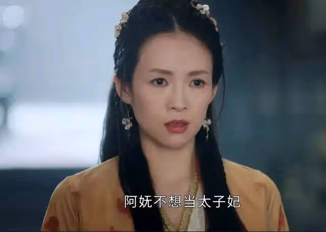 北京這一夜,華表獎的後台曝光了章子怡的人品,難怪地位一直很穩