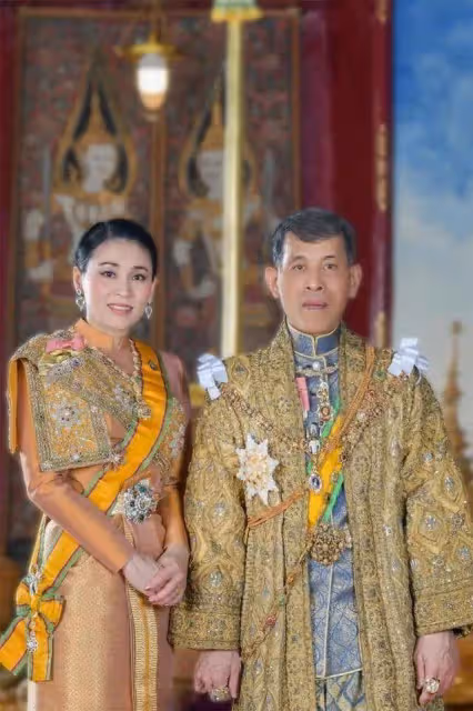 從貼身保鏢變成泰國的王后,沒有子嗣才是蘇提達最大的問題