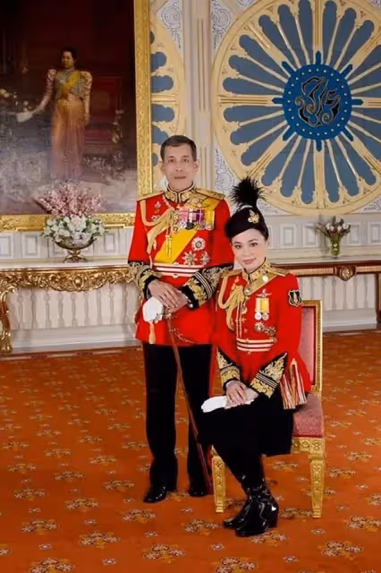 從貼身保鏢變成泰國的王后,沒有子嗣才是蘇提達最大的問題