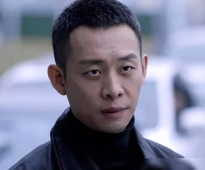北京這一夜,不尊重張譯台上發言的陳凱歌,不再被網友容忍了