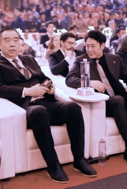 北京這一夜,不尊重張譯台上發言的陳凱歌,不再被網友容忍了