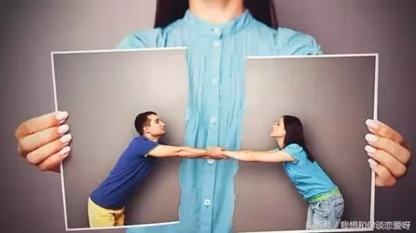 婆婆堅持管薪水！我忍了3年「買房時找她拿錢」　她沈默交出「一看餘額我嚇到腿軟」：老公不知情…