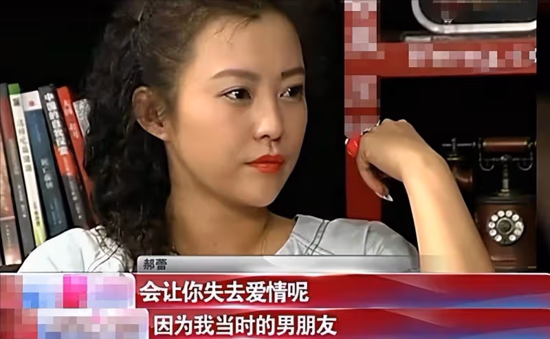 分手17年後,鄧超孫儷兒女雙全成模範夫妻,郝蕾兩婚兩離獨自帶娃