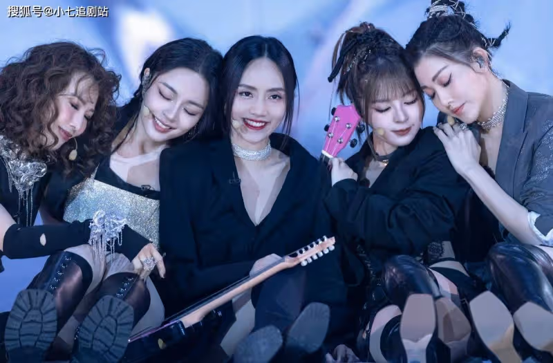 《浪姐4》四公歌單曝光，幫唱嘉賓確定，小美要唱青鳥，吳倩退賽