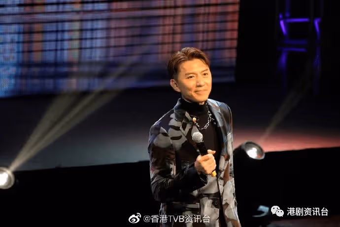 袁偉豪新歌試唱!蔡思貝加拿大登台聲沙頂硬上