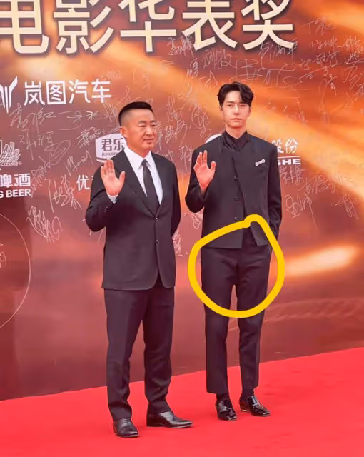 華表獎5個抓馬瞬間：王一博褲子開線，千璽嗑瓜子，江疏影說錯話