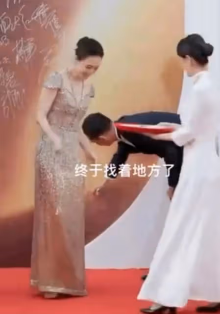 華表獎5個抓馬瞬間:王一博褲子開線,千璽嗑瓜子,江疏影說錯話