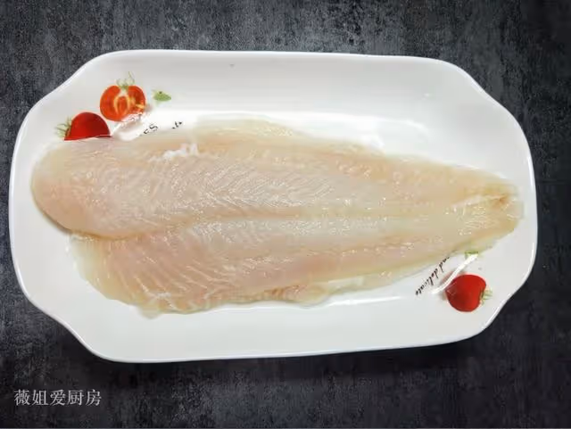 一條魚,一個雞蛋,做出外皮酥脆,入口即化的美食,孩子最愛吃!