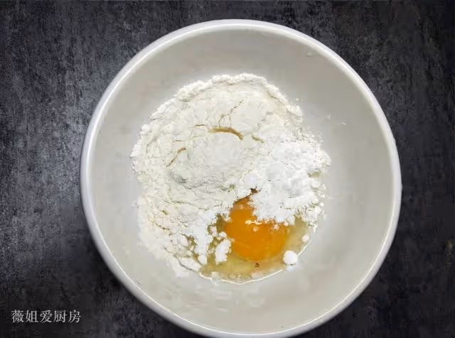 一條魚,一個雞蛋,做出外皮酥脆,入口即化的美食,孩子最愛吃!