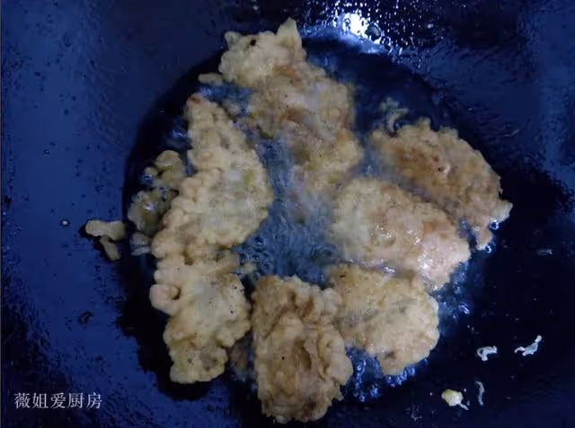 一條魚,一個雞蛋,做出外皮酥脆,入口即化的美食,孩子最愛吃!