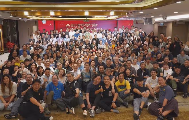 上百位亞視藝人重聚!包餐廳吃飯喝酒太盡興,多位息影演員罕露面