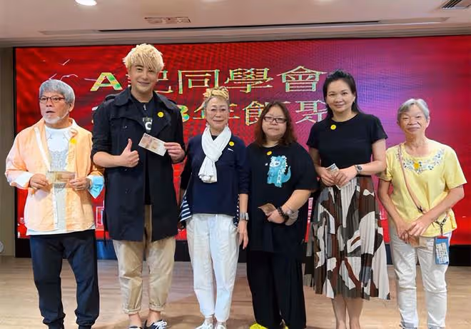 上百位亞視藝人重聚!包餐廳吃飯喝酒太盡興,多位息影演員罕露面