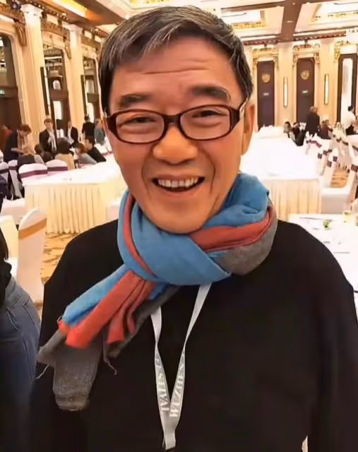 李立群妻子被鄰居投訴,占用公共空間,鞋櫃和家裡的花盆擺到樓道
