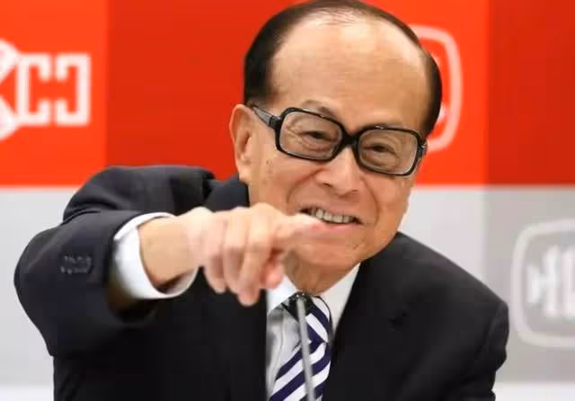 長子兢兢業業幹活,幼子情史一段又一段,李嘉誠家產分配偏心嗎