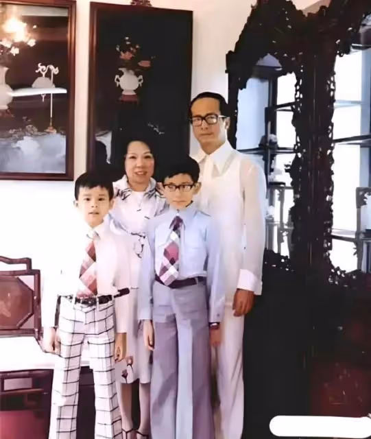長子兢兢業業幹活,幼子情史一段又一段,李嘉誠家產分配偏心嗎