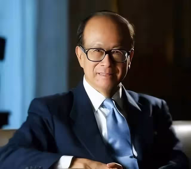 長子兢兢業業幹活,幼子情史一段又一段,李嘉誠家產分配偏心嗎