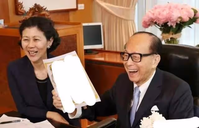 長子兢兢業業幹活,幼子情史一段又一段,李嘉誠家產分配偏心嗎