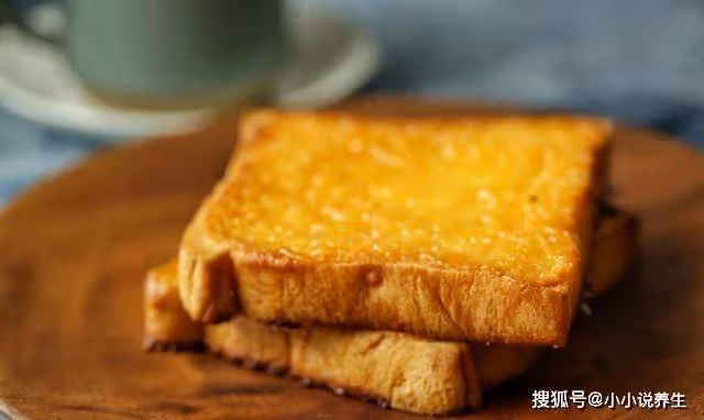早餐吃這個,幾分鐘就做好,太香了,孩子聞見味就起床~