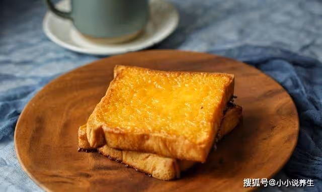 早餐吃這個,幾分鐘就做好,太香了,孩子聞見味就起床~