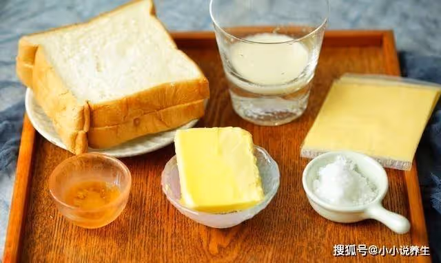 早餐吃這個,幾分鐘就做好,太香了,孩子聞見味就起床~