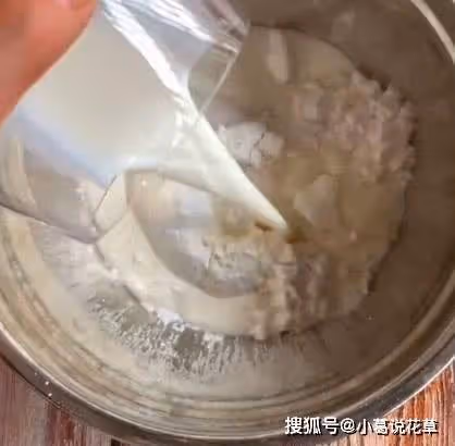 新手也能做出零失敗雪媚娘,個個飽滿白胖,喜歡甜品的不能錯過~