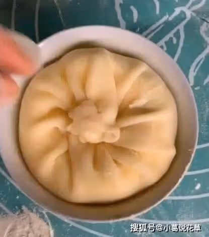 新手也能做出零失敗雪媚娘，個個飽滿白胖，喜歡甜品的不能錯過~