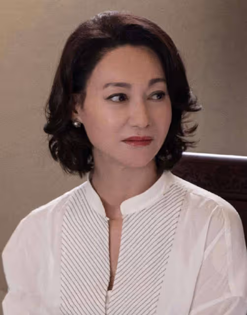 衣品差的中年女人,夏天常穿「這4件」衣服,最好不要買
