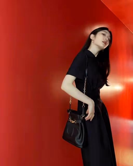 BLACKPINK智秀與花滑女王金允兒,照片順序,讓韓網友爭論不已