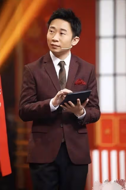 楊迪前任性別被扒,戀情再添新細節,對方信息曝光疑似男性妝造師