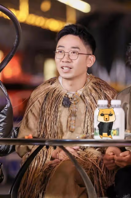 楊迪前任性別被扒，戀情再添新細節，對方信息曝光疑似男性妝造師