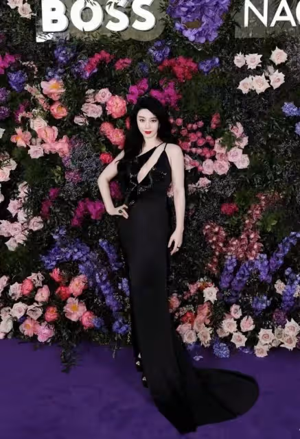 鎖姐的生猛坎城行:13天不分晝夜出入紅毯酒會,奉獻16套難忘華服