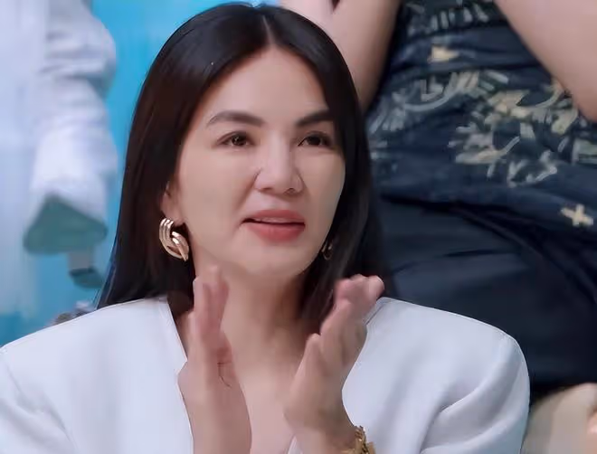 表面是精緻美人，實則是饅頭臉、歪鼻子，這些女星的臉太假了
