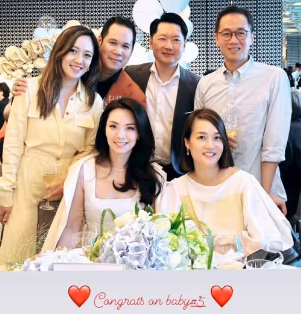 恭喜!43歲香港千億富三代誕下5胎,抱寶寶參加名流聚會穩站C位