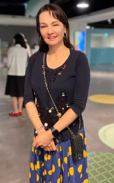 效仿周潤發!59歲女星未婚無兒女,稱死後財產全捐不留給兄弟姐妹