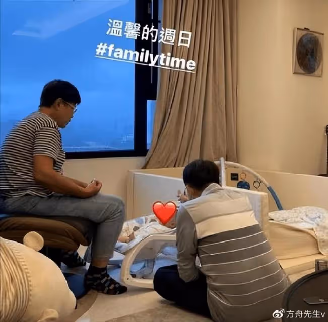阿嬌前夫高檔餐廳慶生,與老婆秀萬元婚戒,嬌妻顏值氣質不輸阿嬌