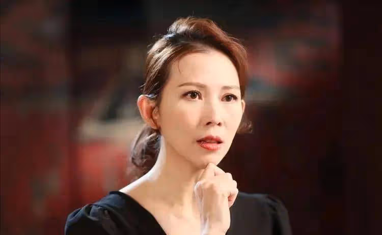 甄嬛傳「惡毒皇后」蔡少芬:46歲生三胎,與張晉結婚13年恩愛至今