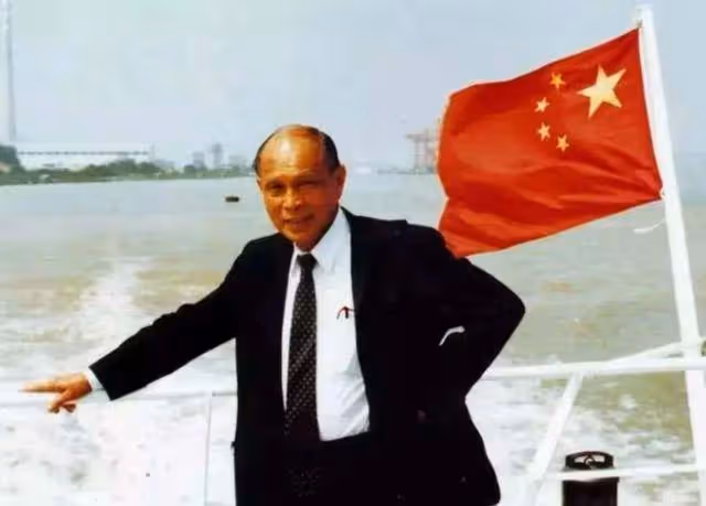 郭晶晶和鞏俐的「雙皇」合照引熱議!郭晶晶冠軍的光環為霍家發熱